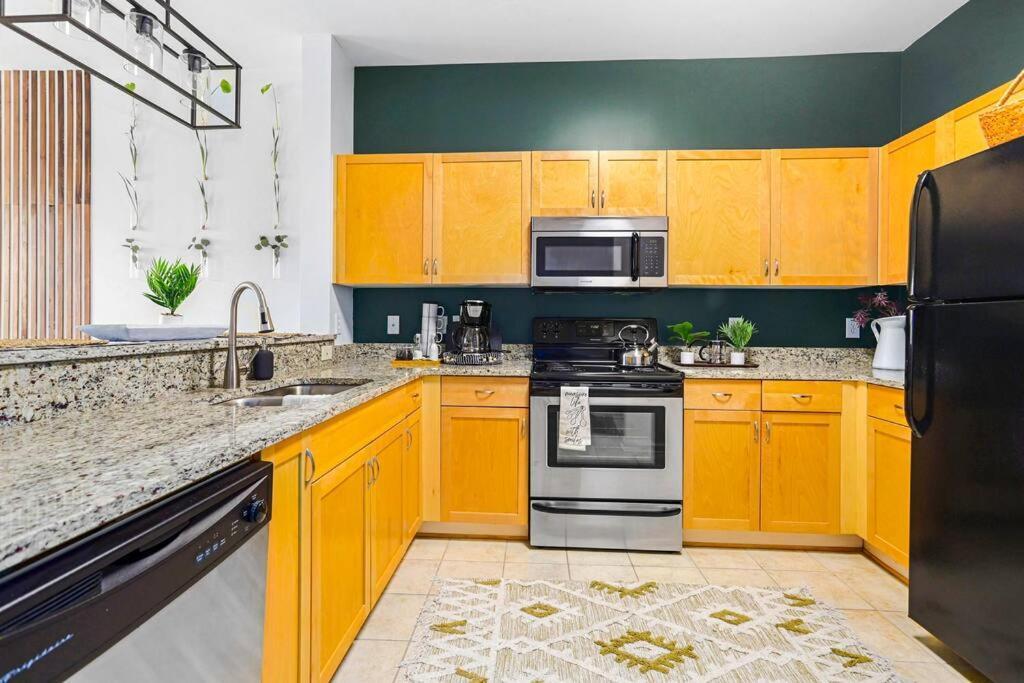 Entire Condo - Urban Safari In The Heart Of Atl 애틀랜타 외부 사진