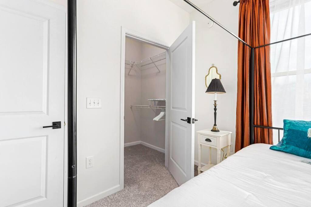 Entire Condo - Urban Safari In The Heart Of Atl 애틀랜타 외부 사진